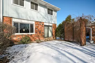 1678 Groton Ct, Wheaton, IL 60189 - Photo 23