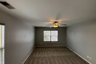 1313 N Red Oak Cir, Round Lake Beach, IL 60073 - Photo 19