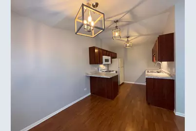 1313 N Red Oak Circle #4, Round Lake Beach, IL 60073 - Photo 13