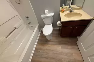 1313 N Red Oak Cir, Round Lake Beach, IL 60073 - Photo 5