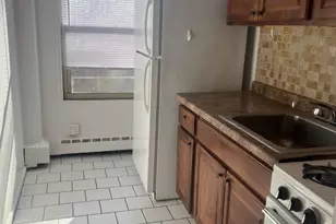 2600 W Berwyn Ave, Chicago, IL 60625 - Photo 3