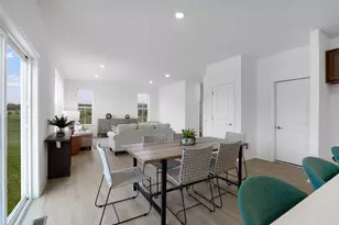 602 Lismore Cir, Elgin, IL 60124 - Photo 7