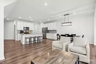 487 Watercress Dr, Aurora, IL 60504 - Photo 3