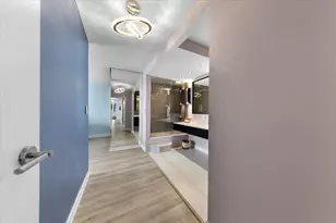 401 E Ontario St, Chicago, IL 60611 - Photo 17