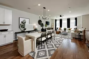 200 Mountain Interval Rd, Schaumburg, IL 60193 - Photo 5