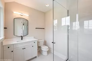 [Address not provided], Willowbrook, IL 60527 - Photo 21