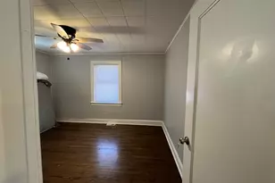 28 E 157th St, Harvey, IL 60426 - Photo 15