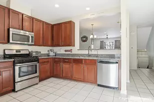 2003 Concord Dr, McHenry, IL 60050 - Photo 11