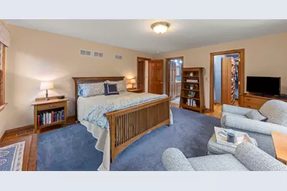 909 S Wheaton Avenue, Wheaton, IL 60189 - Photo 17