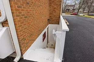 909 S Wheaton Ave, Wheaton, IL 60189 - Photo 31