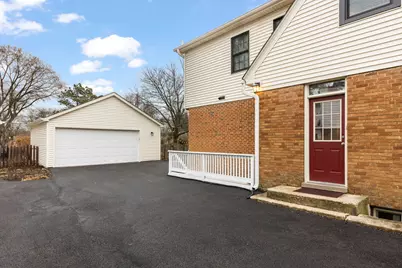 909 S Wheaton Avenue, Wheaton, IL 60189 - Photo 37