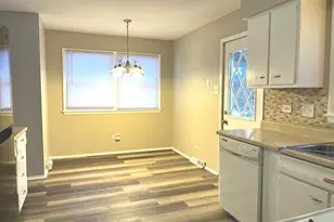 15112 Ridgeway Ave, Midlothian, IL 60445 - Photo 5