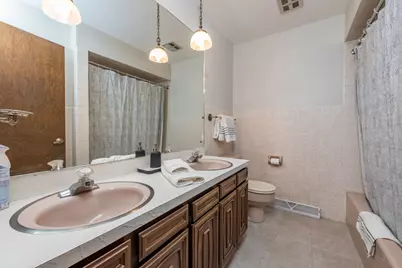 2009 Kedron Boulevard, Zion, IL 60099 - Photo 15