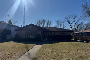 2009 Kedron Blvd, Zion, IL 60099 - Photo 1