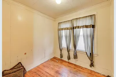 22 E 19th Place, Chicago Heights, IL 60411 - Photo 9