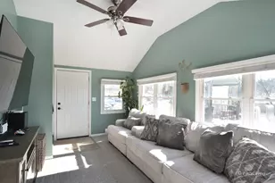 408 Jackson St, East Dundee, IL 60118 - Photo 11