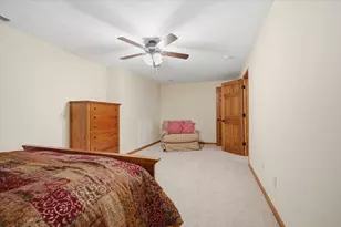 9 Spruce Ct, Bloomington, IL 61704 - Photo 31