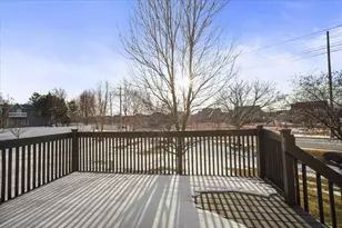 9 Spruce Ct, Bloomington, IL 61704 - Photo 39