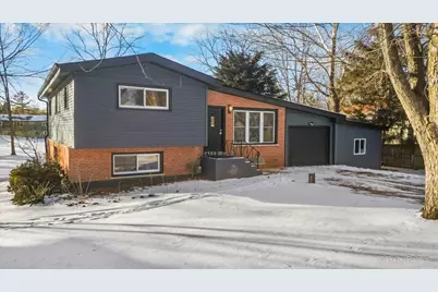 1004 S Grove Avenue, Barrington, IL 60010 - Photo 1