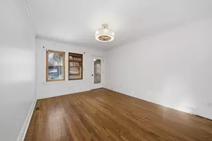 314 E Elm St, Lombard, IL 60148 - Photo 5