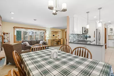 2818 Farrell Avenue, Park Ridge, IL 60068 - Photo 11