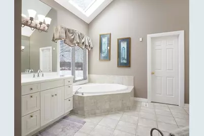 4205 Royal Fox Drive, Saint Charles, IL 60174 - Photo 37