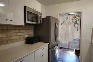 35W325 Lambert Ave, Saint Charles, IL 60174 - Photo 5