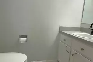 7038 Westwood Dr, Carpentersville, IL 60110 - Photo 9