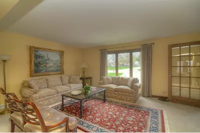 400 Cardinal Drive, Bloomingdale, IL 60108 - Photo 9