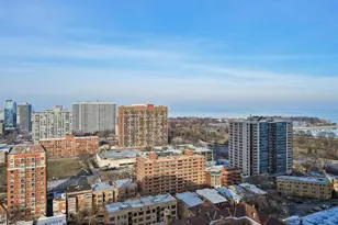 3930 N Pine Grove Ave, Chicago, IL 60613 - Photo 23