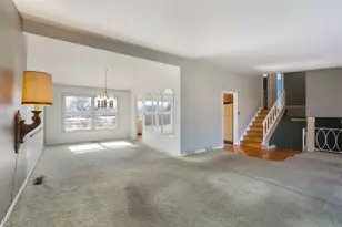 7745 Beckwith Rd, Morton Grove, IL 60053 - Photo 7