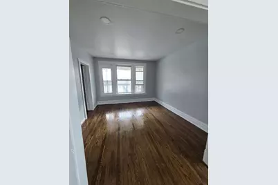 2704 E 77th Street #2, Chicago, IL 60649 - Photo 3