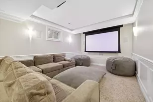 146 N Walnut St, Elmhurst, IL 60126 - Photo 27