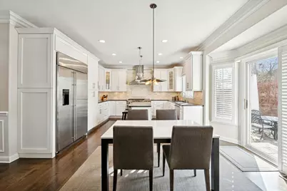 146 N Walnut Street, Elmhurst, IL 60126 - Photo 9