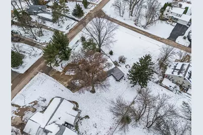 347 Holiday Drive, Somonauk, IL 60552 - Photo 35