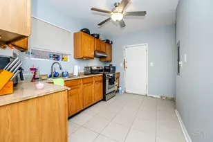 7751 S Phillips Ave, Chicago, IL 60649 - Photo 33