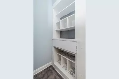 7751 S Phillips Avenue, Chicago, IL 60649 - Photo 15