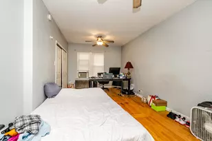 7751 S Phillips Ave, Chicago, IL 60649 - Photo 39