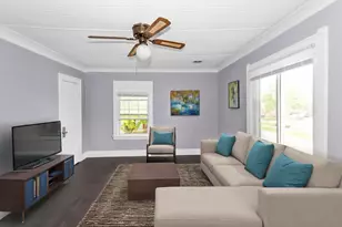 209 E Washington St, West Chicago, IL 60185 - Photo 37