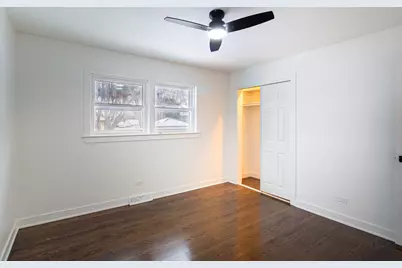 9558 S Sacramento Avenue, Evergreen Park, IL 60805 - Photo 17