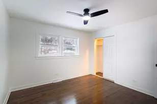 9558 S Sacramento Ave, Evergreen Park, IL 60805 - Photo 17