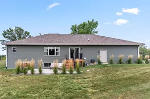 6551 S Westwood Ave, Rochelle, IL 61068 - Photo 43