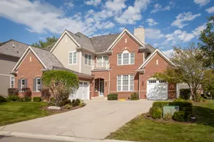 1115 Ashley Ln, Inverness, IL 60010 - Photo 1