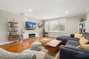 1227 S Old Wilke Rd, Arlington Heights, IL 60005 - Photo 11