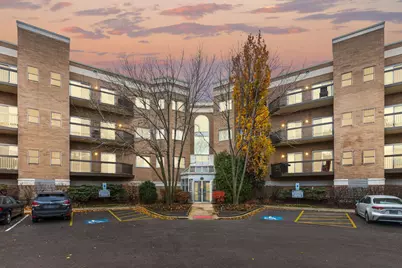 140 Manchester Drive #408, Buffalo Grove, IL 60089 - Photo 1