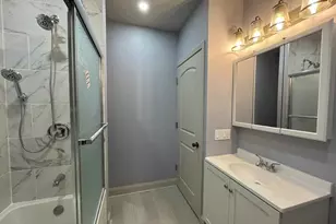 1446 W Irving Park Rd, Chicago, IL 60613 - Photo 37