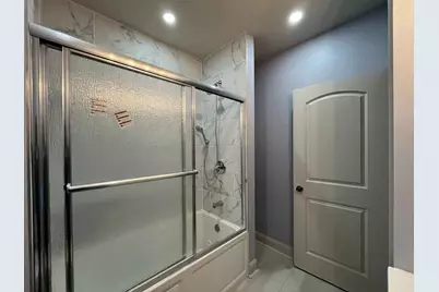 1446 W Irving Park Road #1, Chicago, IL 60613 - Photo 29