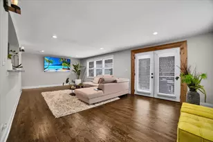 5165 N Canfield Ave, Norridge, IL 60706 - Photo 9