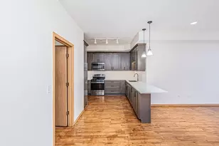 2423 W Madison St, Chicago, IL 60612 - Photo 9