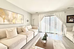 10405 Mansfield Ave, Oak Lawn, IL 60453 - Photo 5